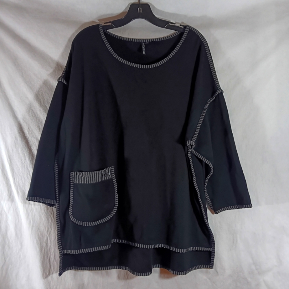 By JJ Womens Large Tunic Top Black Knit Boho Lagenlook Artsy